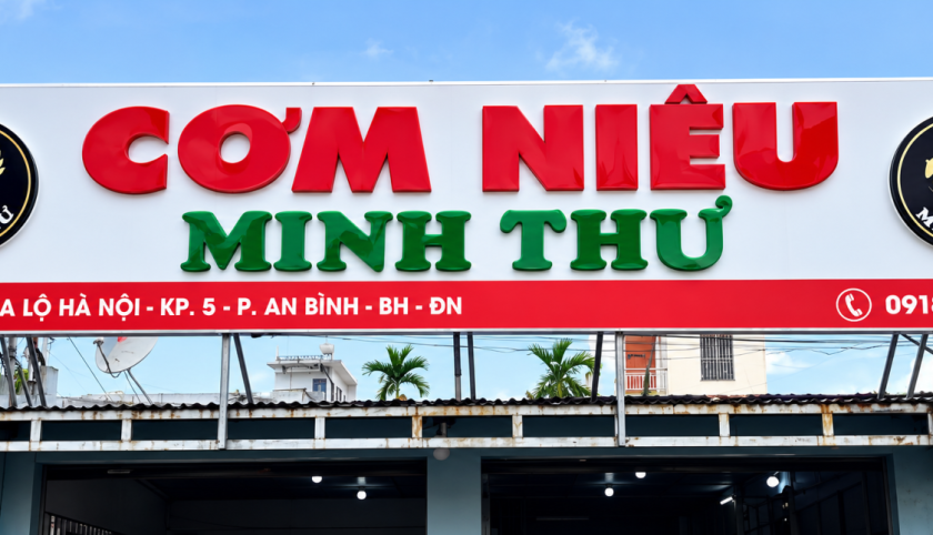 CƠM NIÊU MINH THƯ